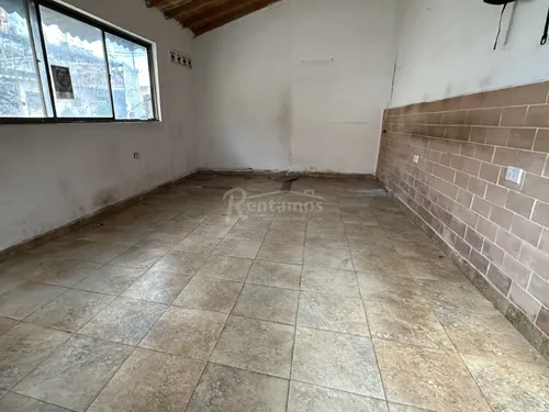 Local En Arriendo En Naranjal. Cod A776165