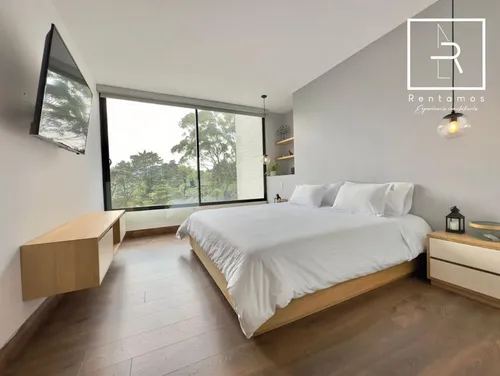 Apartaestudio En Arriendo En Poblado. Cod A10678