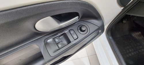 Volkswagen Up! Up Move 1.0 Tsi Total Flex 12v 5p