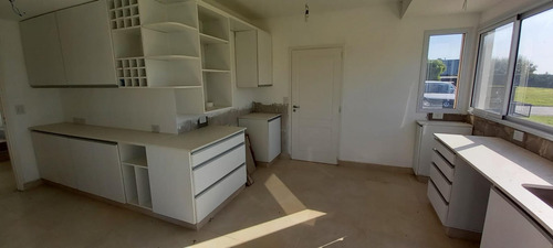 Imagen 13 de 26 de Casa En Venta El Canton