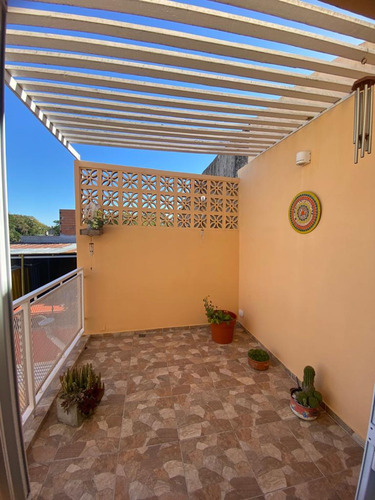En Venta Casa Con Departamento Y Taller En Pehuaj0