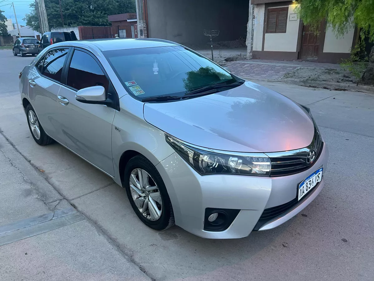 Toyota Corolla 1.8 Xei Pack