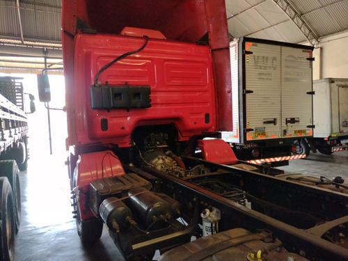 Imagem 6 de 11 de Mercedes Atego 2425