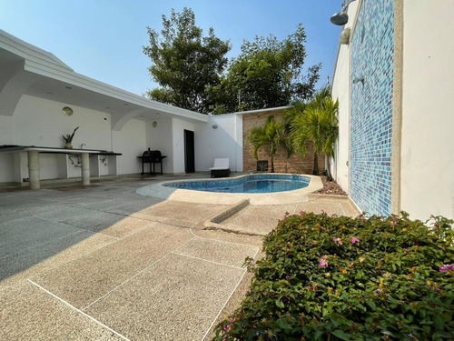 Imagen 14 de 27 de Venta De Casa Con Acabados De Lujo Urbanización Portofino Ah