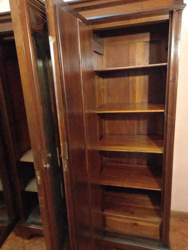 Biblioteca Antigua Ropero Armario Estilo Thompson Marrón (Usado)