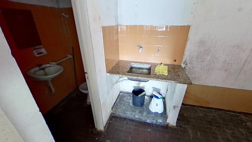 Imagen 12 de 14 de Local · 21 M² Aprox · A Metros De Av 7