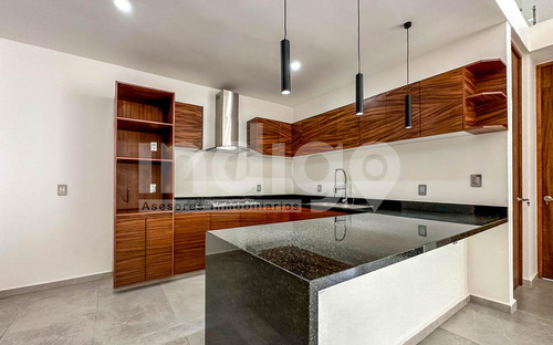 Casa Nueva En Renta En Mérida En Privada Zentura, Cholul