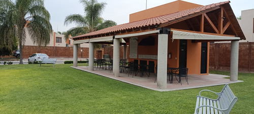Casa De 4 Recamaras En Puerta Real 1. Trato Directo