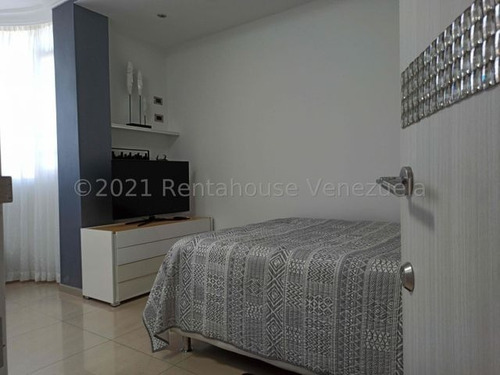 Imagen 21 de 30 de Apartamento En Venta Ph Urb. La Soledad, Las Delicias, Maracay, 22-299 Mv