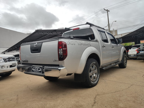 Nissan Frontier 2.5 SV ATTACK 4X4 CD TURBO ELETRONIC DIESEL 4P MANUAL