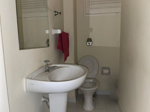 Imagem 17 de 18 de Aluga Sala Comercial Espaçosa E Pronta Para Entrar Na Rua Graça Aranha, Centro Da Cidade - Sa00009 - 34158039