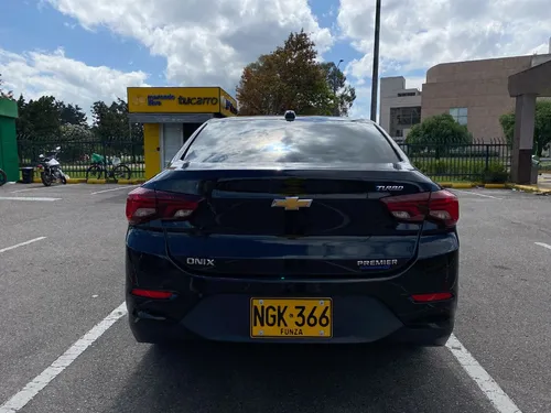Chevrolet Onix 1.0 Turbo Premier At