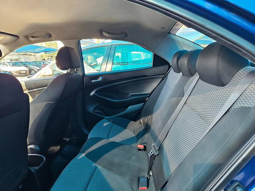 Hyundai Verna 1.4 PLUS