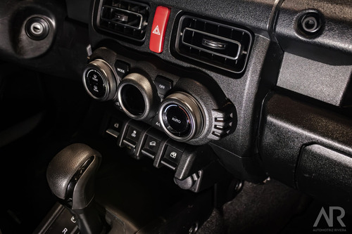 Suzuki Jimny 1.5 Glx At