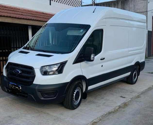 Ford Transit 2.2 Furgon Largo 350l