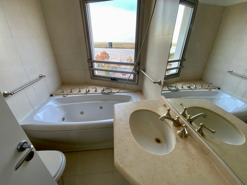 Imagen 19 de 30 de Duplex Exclusivo En Venta Vista Al Río - Av. Wheelwright 1461 - Rosario Centro
