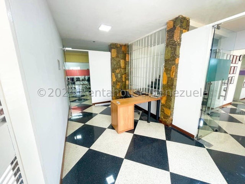 Casa Comercial En Alquiler Chuao Mls #24-21398 Bm