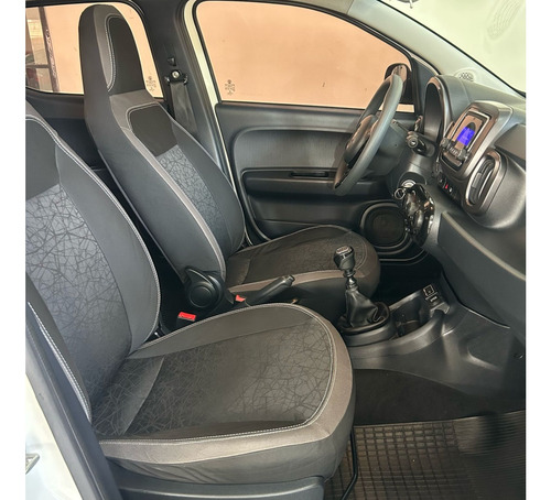 Fiat Mobi 1.0 8V EVO FLEX LIKE. ON MANUAL