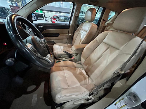 Jeep Compass 2.0 SPORT 4X2 16V GASOLINA 4P AUTOMÁTICO