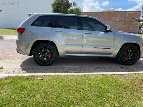 Imagen 8 de 8 de Jeep Grand Cherokee 2019 6.4 Srt-8 At