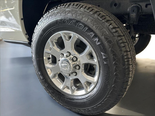 RAM 2500 6.7 I6 TURBO DIESEL LARAMIE CD 4X4 AUTOMÁTICO