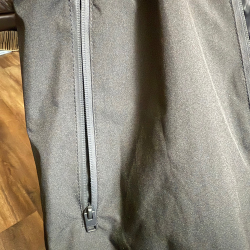 Campera Jack And Jones Con Etiqueta Y Bolsa Imperm. No Zara