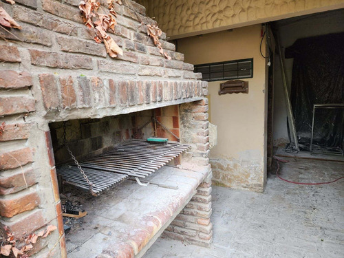 Imagen 11 de 23 de Casa En Venta A Refaccionar En Ituzaingo Norte