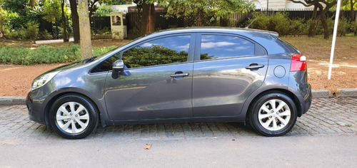 Kia Rio Automatico , No Hyundai I10 , No Picanto