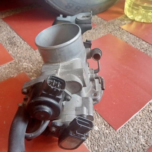 Cuerpo De Aceleración Toyota Burbuja Autana 4.5 Original 