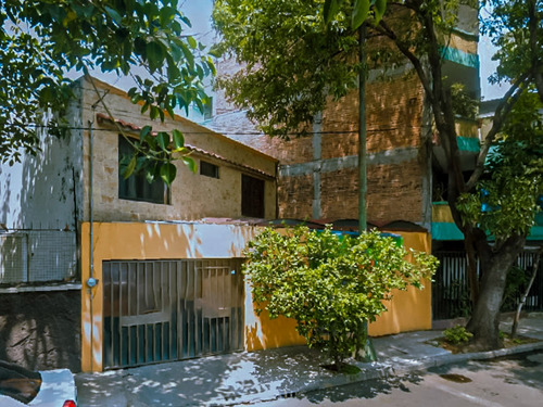 Casa En Venta En Santa Maria 