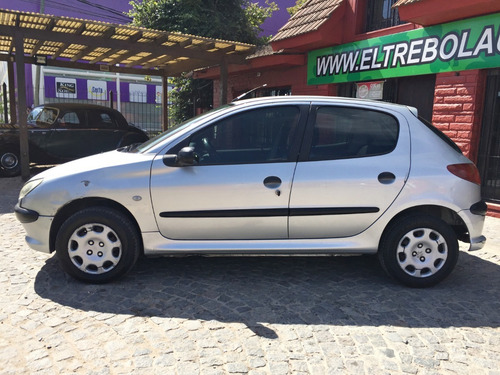 Peugeot 206 Xr Confort 1.4 2006
