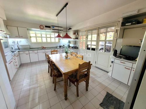 Casa Chalet En Venta, San Diego, Moreno