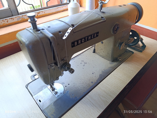 Máquina De Coser Recta Industrial Brother Gris (Usado)