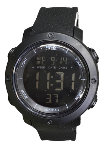 Reloj Digital Sumergible Para Hombre Luz Crono Alarma 44ng