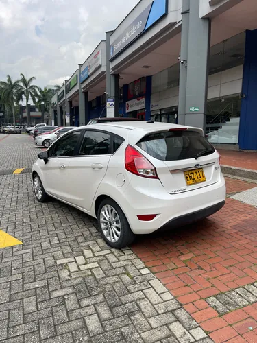 Ford Fiesta 1.6 Hatchback Titanium