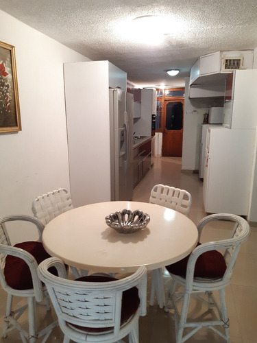 Imagen 4 de 14 de Excelente Townhouse En El Conj Res Puerto Principe Lecheria