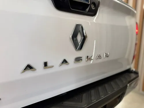 Renault Alaskan 2.5 Intens