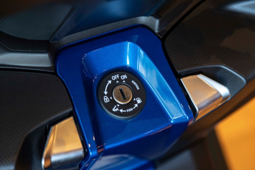 Bmw C 650 Sport 0km Roshaus Bmw Motorrad Dealer Permutas