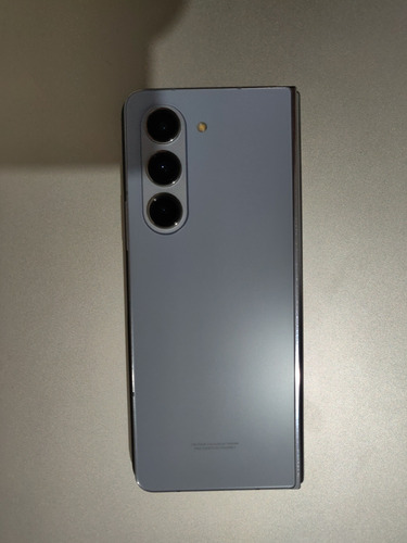 Celular Samsung Galaxy Z Fold 5 512gb Azul Cielo Y Funda Con S Pen Azul Claro (Usado)
