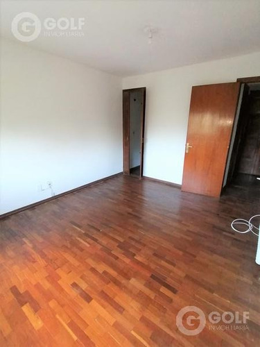 Imagen 10 de 18 de Vendo O Alquilo Apartamento De 2 Dormitorios Frente Al Club De Golf
