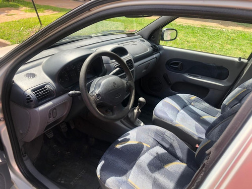 Renault Clio 1.2 F2 Authentique