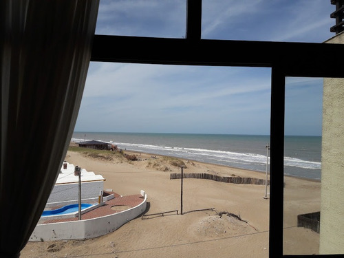 Imagen 2 de 16 de Espectacular Vista Del Mar Y La Playa!!!!!!