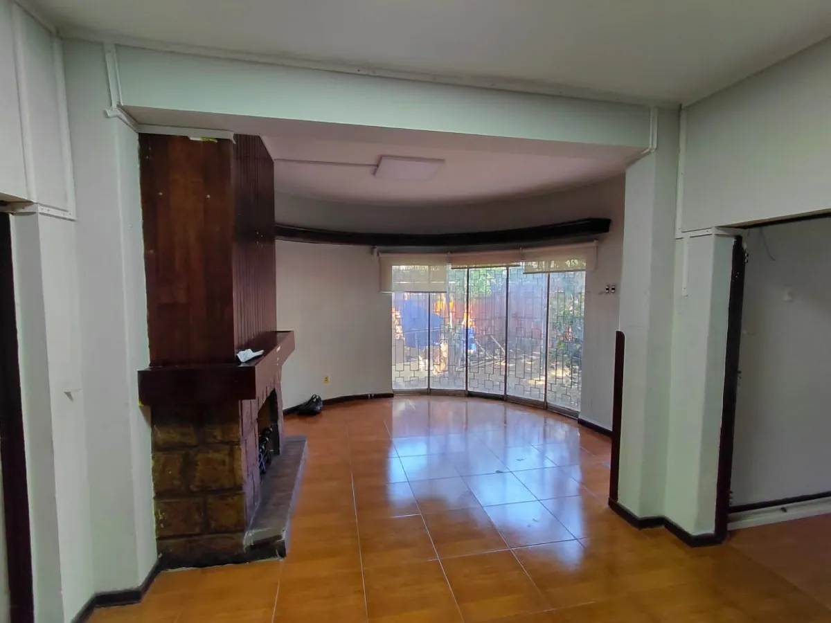 Imagen 4 de 28 de Arrienda Dueña - Casa Comercial - 65 Uf - Para Remodelación