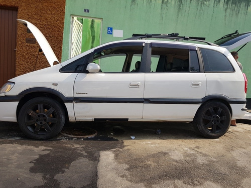 Imagem 2 de 15 de Chevrolet Zafira 2010 2.0 Elegance Flex Power Aut. 5p