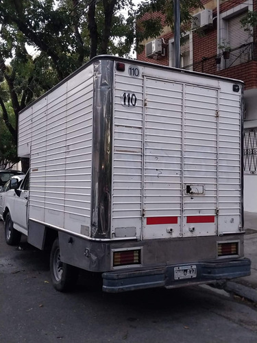 Ford F-100 3.9 D