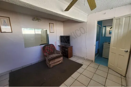 Casa Con Terreno Amplio Ubicada En Colonia Internacional