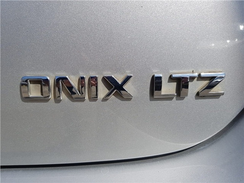 Chevrolet Onix 1.4 Mpfi Ltz 8v Flex 4p Automático