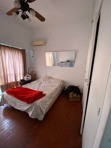Imagen 11 de 20 de Casa En Venta Con Quincho, Amplio Jardín Y Cochera En Temperley