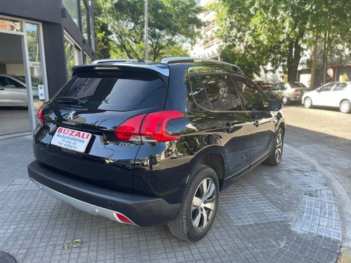 Imagen 6 de 15 de Peugeot 2008