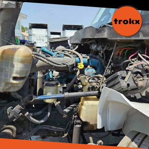 International 4300 Modelo 2013